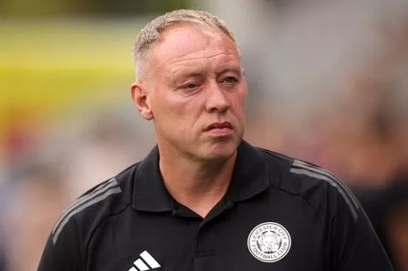 2_Leicester-City-manager-Steve-Cooper